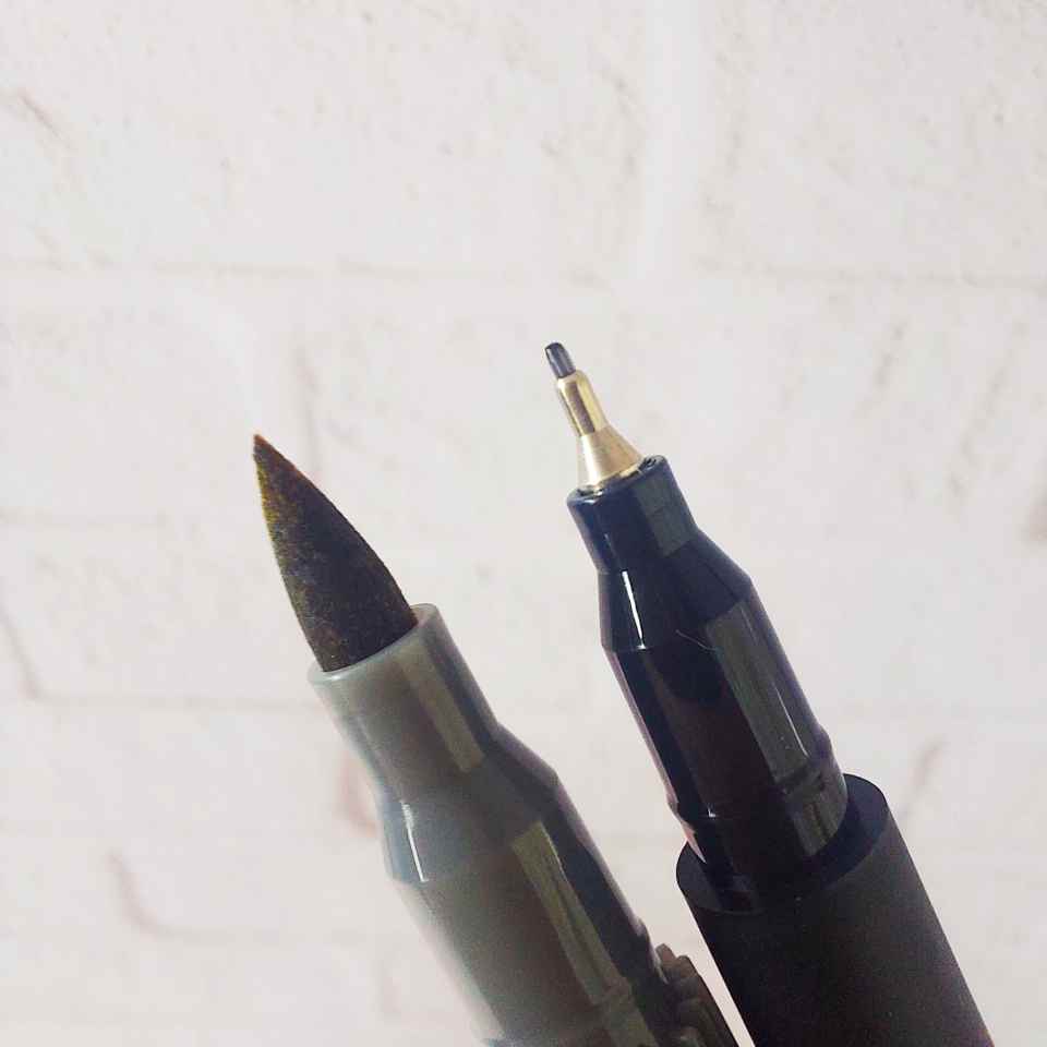 ماژیک و روان نویس حرفه ای دوسر 12 رنگ 3 ماژیک و روان نویس حرفه ای دوسر 12 رنگ